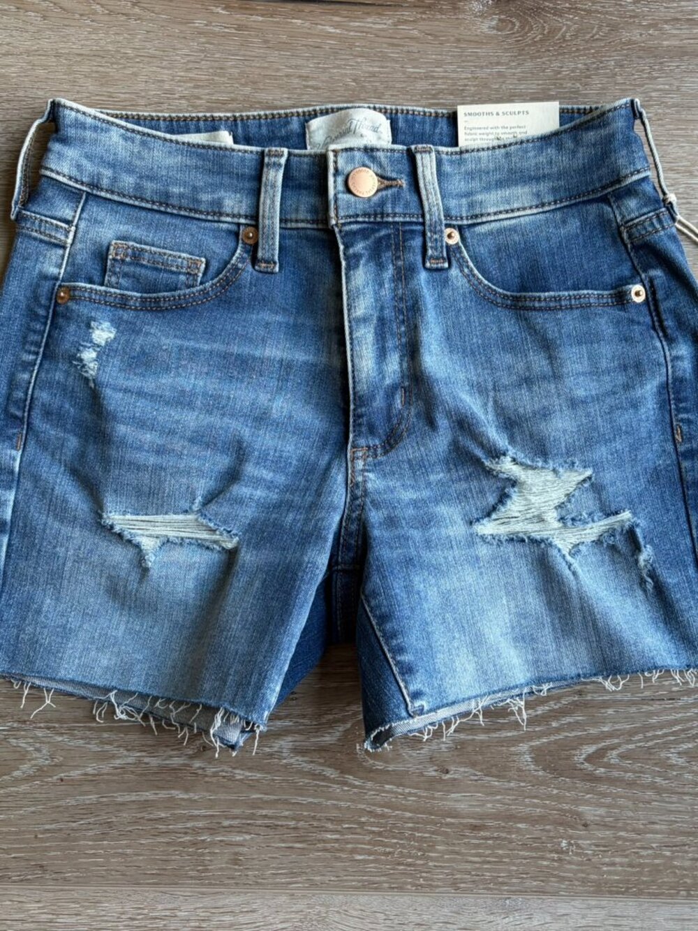 Women's High-Rise Midi Jean Shorts NEW WITH TAGS 4 inch inseam size 0/25